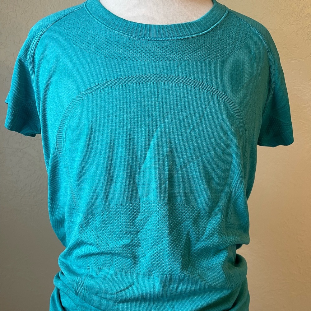 Lululemon Swiftly Tech